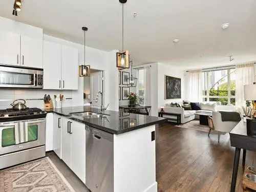 Luxury Surrey Condo for Sale: 2 Beds + Den, Amenities, Pet-Friendly