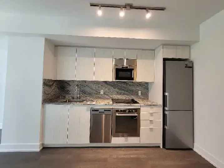 For Rent - Beautiful Suite at 5 Mabelle Ave (Tridel Condo)