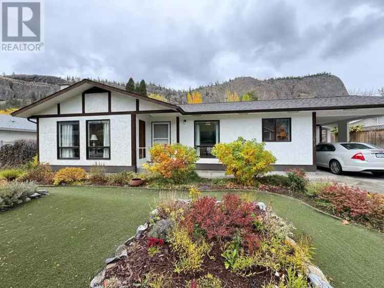 2-Bed Home w Carriage House Summerland- Close to Town Bike Lane