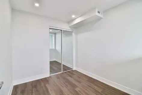 2 rooms apartment of 73 m² in Toronto