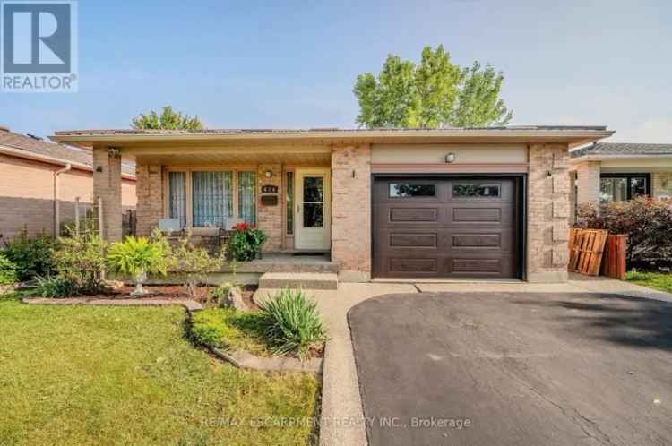 Hamilton 4-Level Backsplit 3 1 Bedrooms 2 Baths Family Home