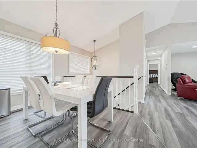 House For Sale in Thames Centre, Ontario