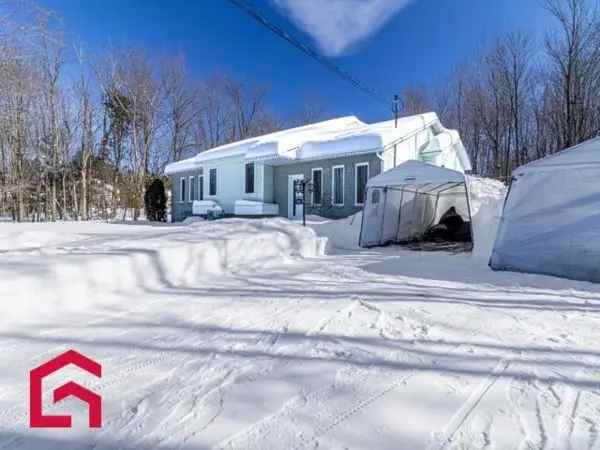 Family Bungalow for Sale Estrie 3 1 Bedrooms Large Lot