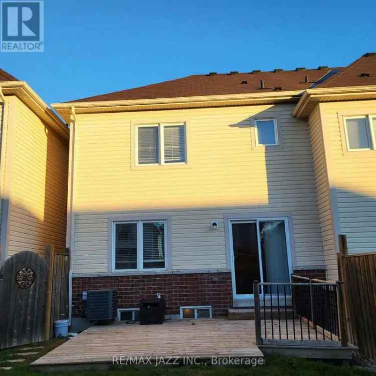 3 Bed 2.5 Bath Townhouse in Bowmanville