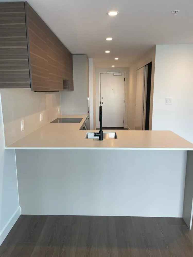 Surrey Condo near King George Skytrain Station