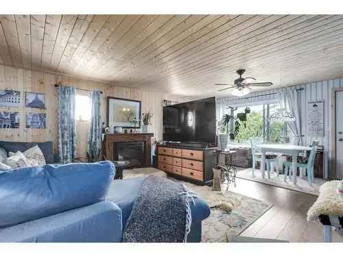 1 Bedroom Cottage Surrey BC House For Sale
