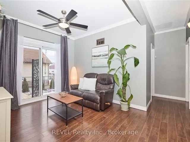 Updated Bungalow in Niagara Move In Ready