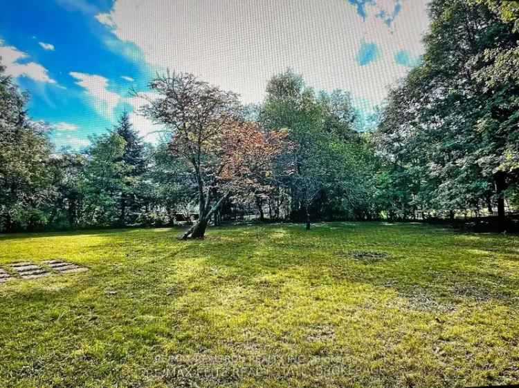 Sell Lot in Oak Ridges Community with Lake Views and High Elevation