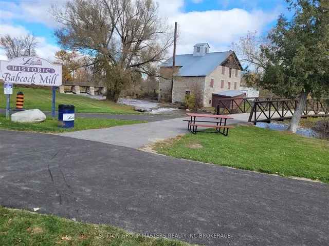 Large Building Lot in Odessa Near Parks and Schools