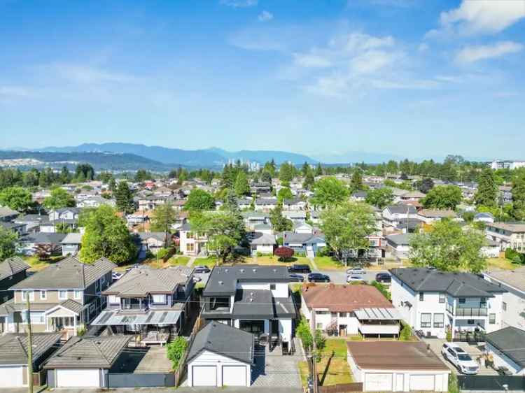 8-Bedroom Custom Home in Burnaby South Near Edmonds and Metrotown