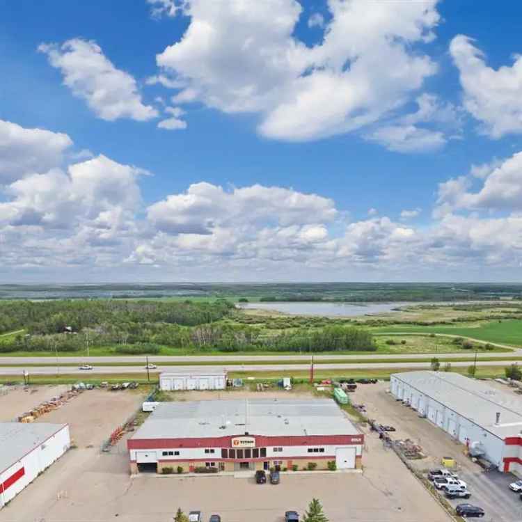 Buy industrial property in Edgar Industrial Park with features for tenants and owner/users