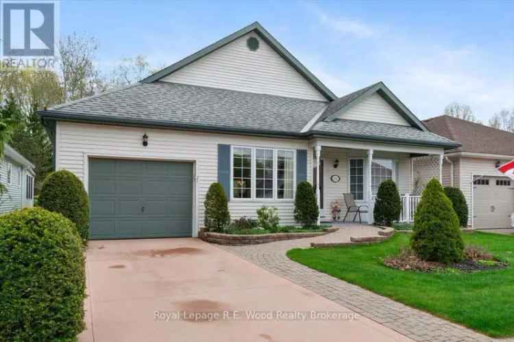 Retirement Home in Hickory Hills: 2-Bedroom, 3-Bath with Ravine Lot
