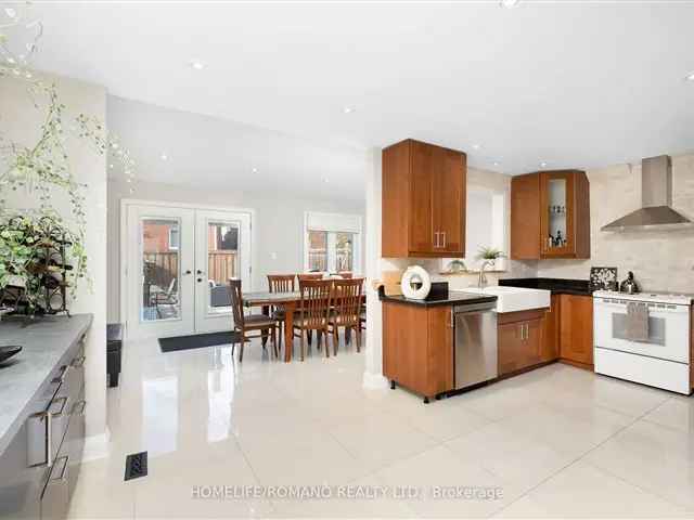 House For Sale in Vaughan, Ontario