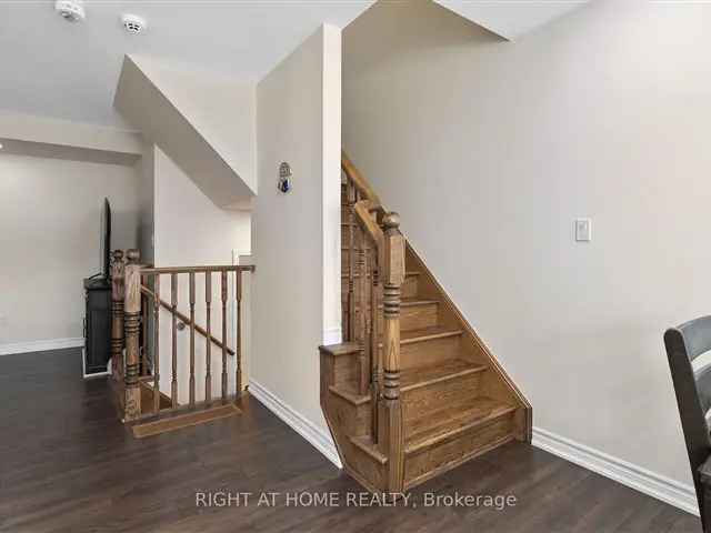 Townhouse For Sale in Kitchener, Ontario