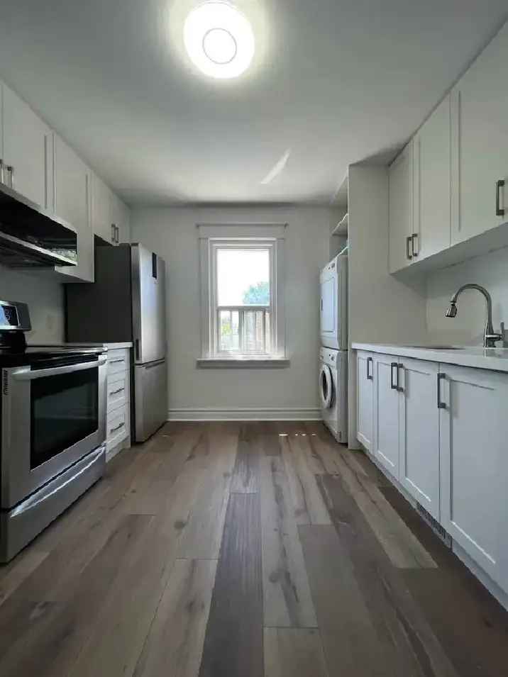 2nd Floor legal 1BR apartment w parking