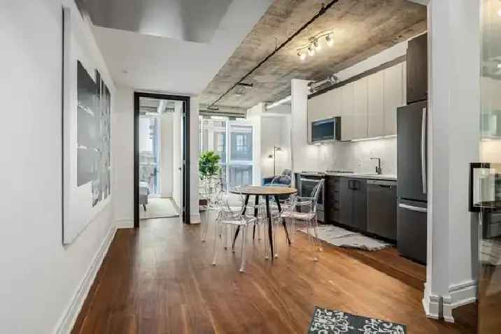 Get 2 Months Free! Stylish 2 Bedroom Apartment $3180/Month