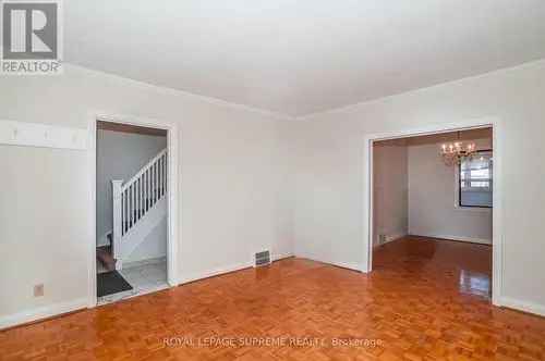 House For Sale 3 Bed 2 Bath Detached Garage Silverthorn Toronto