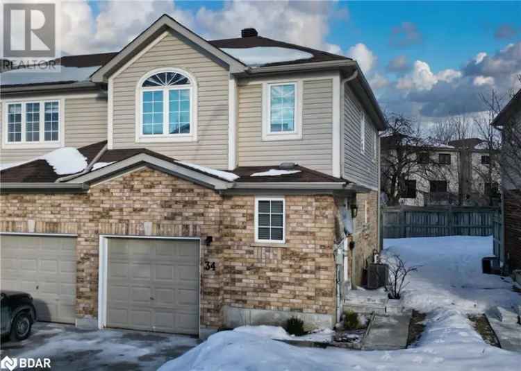 Buy Condo Townhome in Mapleview Drive with Modern Features