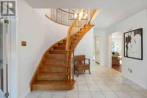 House For Sale In Bronte Oakville Ontario 4 1 Bedrooms 3 5 Bathrooms