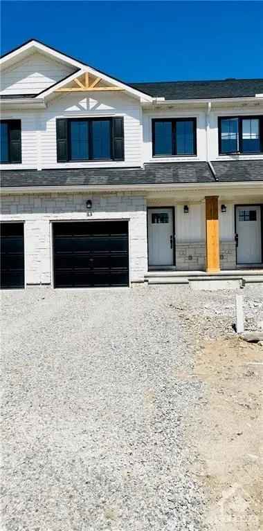 House For Sale in Smiths Falls, Ontario