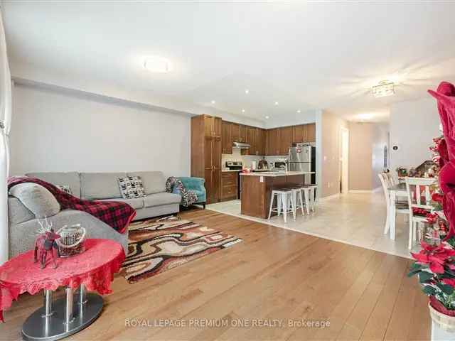 3-Bedroom Townhouse in Georgina - Modern Kitchen and Finished Basement