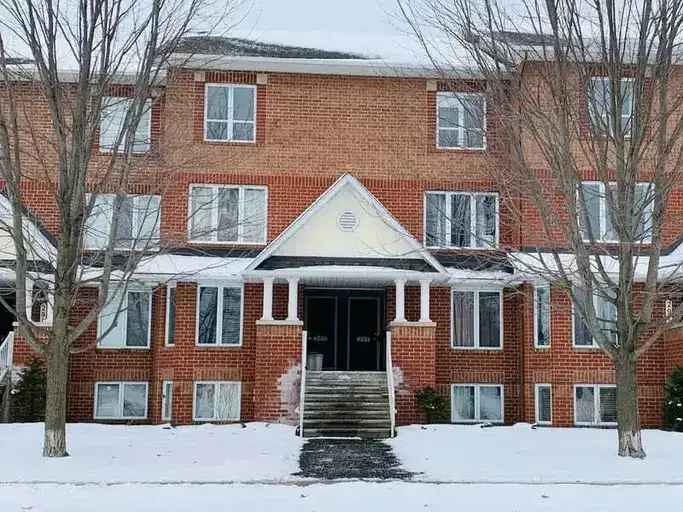 Apartment For Rent in 285, Aquaview Drive, Ottawa, Ontario