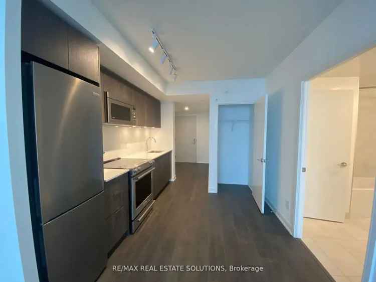 Kipling Station Condo 1 Bed 1 Bath Modern Amenities