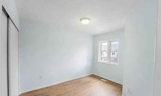3 Bedroom 4 Bathroom Townhome in Streetsville