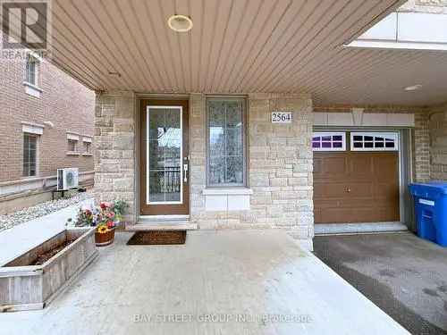 2 Bedroom Townhome in Westmount Oakville