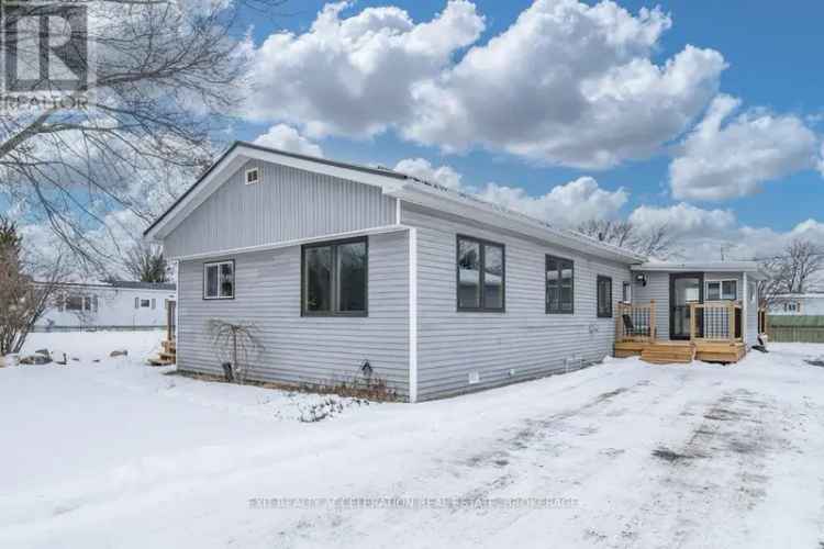 Charming 4-Bedroom Bungalow in Napanee Near Highway 401