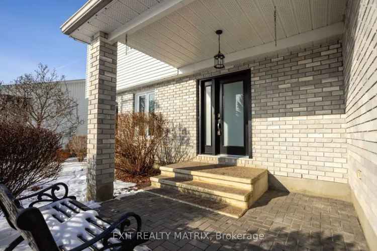 House For Sale in 98, Menard Street, Russell, Ontario