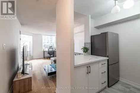 1 room apartment of 345 m² in Toronto