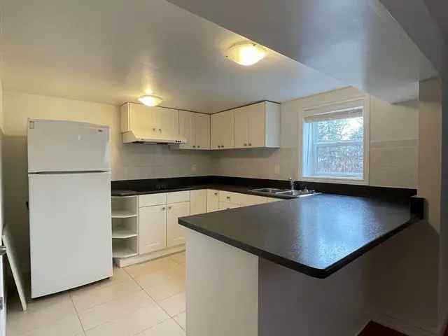 Spacious 3-Bedroom Bungalow in Shaughnessy-Sheppard