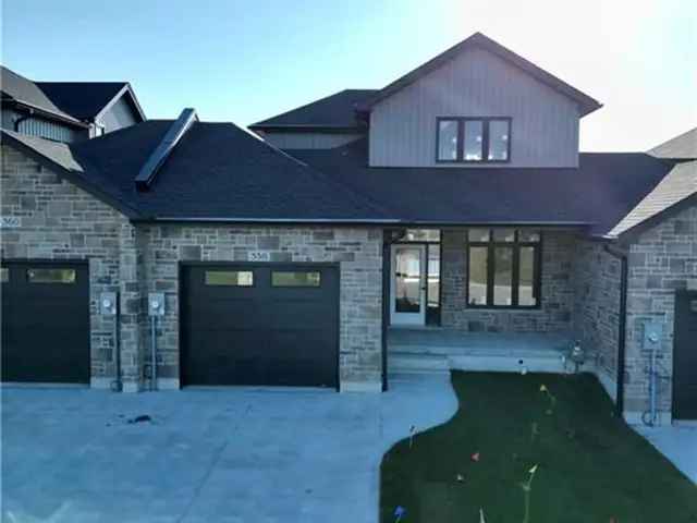 Townhouse For Sale in Port Elgin, Ontario