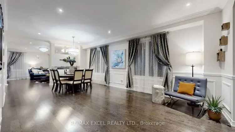 Luxury Detached House South Unionville 5 3100 Sqft