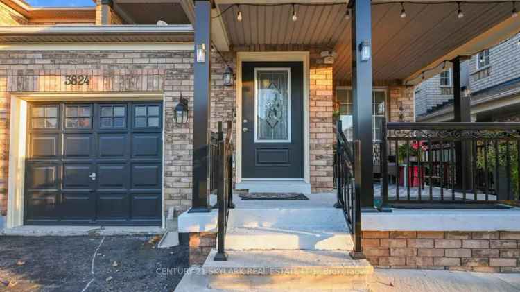 House For Sale in Mississauga, Ontario