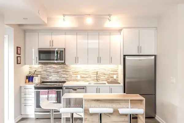 Condo For Rent in Innisfil, Ontario