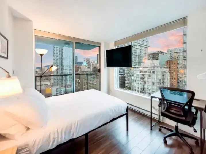 Modern Room for Rent in Downtown Vancouver Condo!