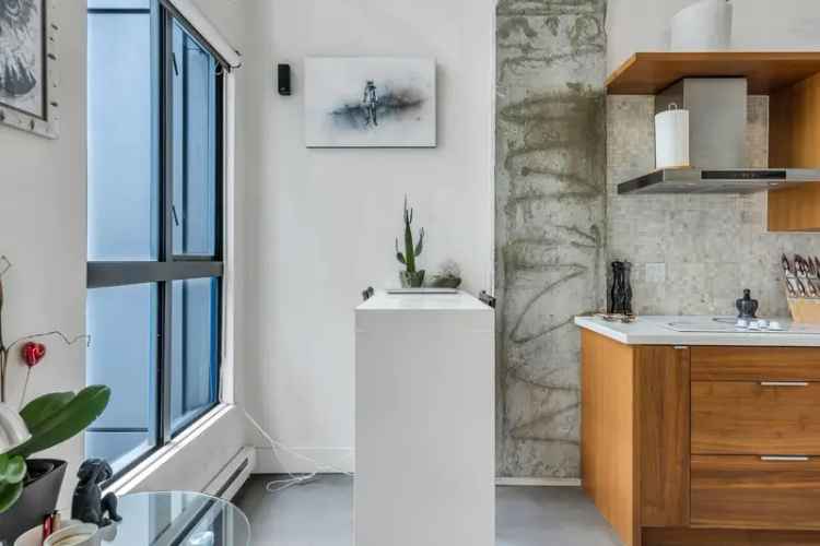 Yaletown Loft 2 Beds 1 Bath 875 sq ft Modern Condo for Sale