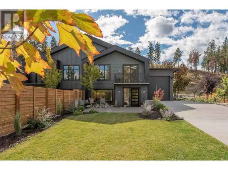 Luxury Okanagan Home with Huge Garage & RV Parking