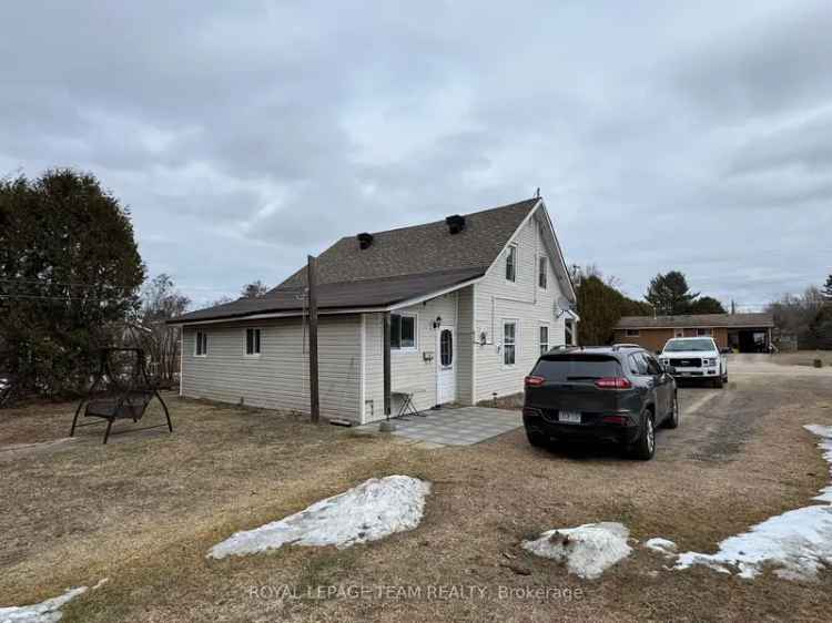 Charming 4-Bedroom Home in Chalk River
