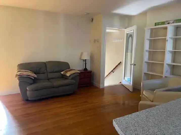 CLEAN, QUIET and FURNISHED 1 BEDROOM on WINDSOR