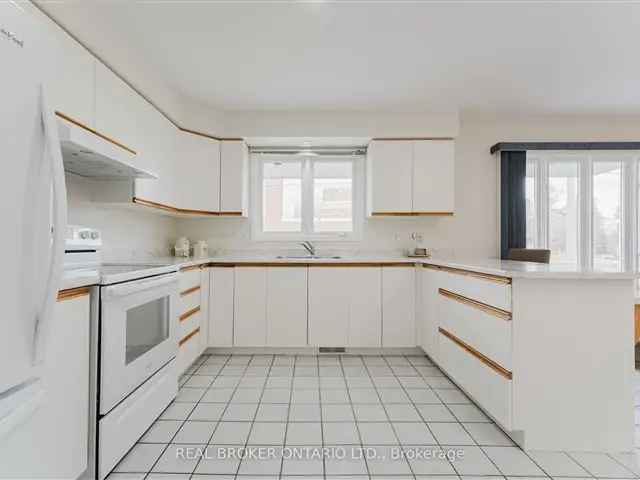 House For Sale in Carleton Place, Ontario