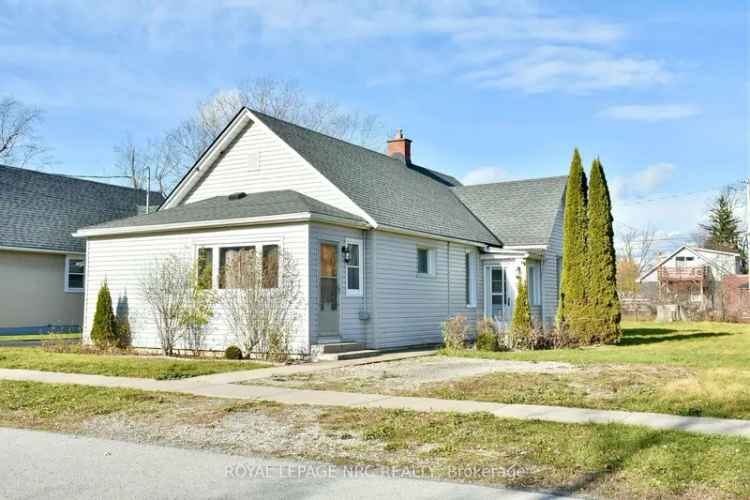 Fort Erie Bungalow Near River with EV Charging