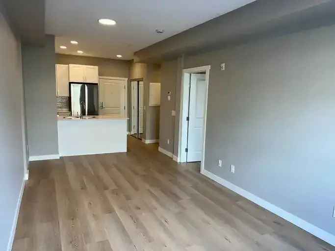 Rent Modern 1 Bedroom Loft in Edmonton with High End Finishes and Balcony