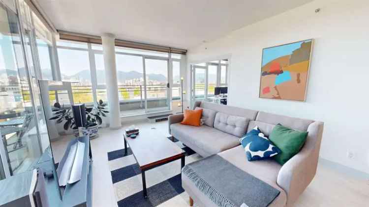 Penthouse Living with Breathtaking City Views