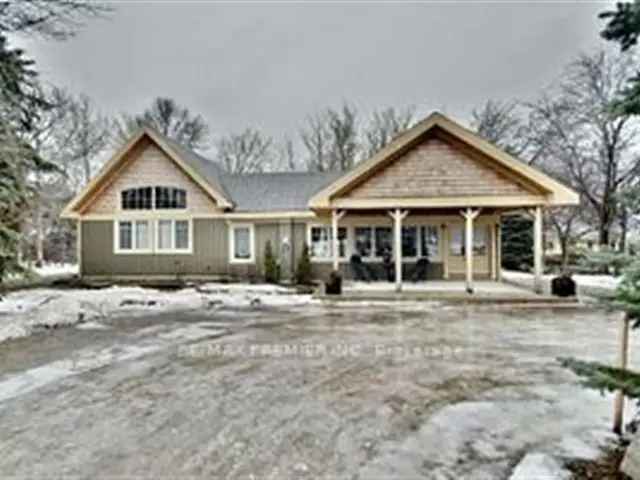 Luxury Ranch Home in Craigleith: Open Concept, Gourmet Kitchen, Private Ravine Lot