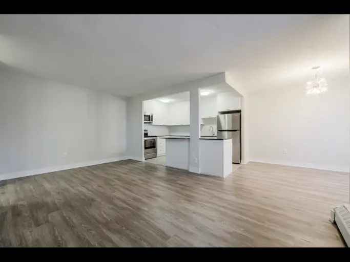 Apartment For Rent in 75, Eastdale Avenue, Toronto, Ontario