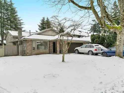 3 Bed 3 Bath Home in Newton Surrey Panorama Park