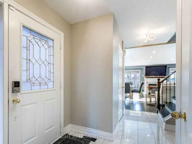 House For Sale in Vaughan, Ontario